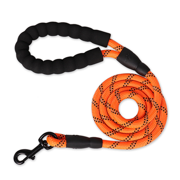 Reflective Dog Leash – Strong, Durable & Safe for Daily Walks